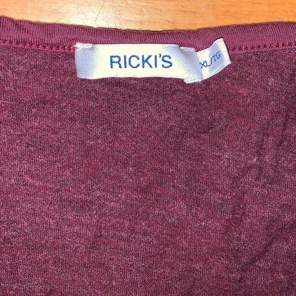 RICKIS - buttoned burgundy 3/4-sleeve - Picture 3 of 4
